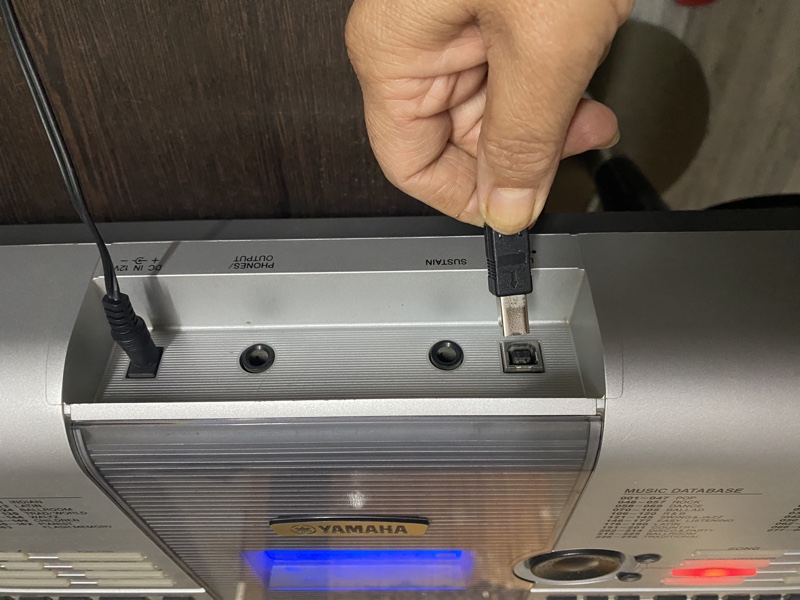 iOS Device to Piano MIDI Connection